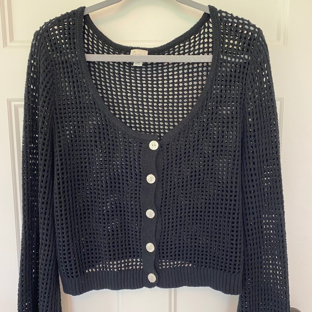 Universal Thread Black Crocheted Crop Sweater – XL, Bell Sleeves